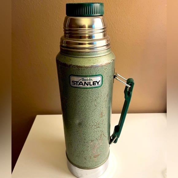 Stanley Other - Vintage Stanley Green Thermos Aladdin Half Gallon / 2 Qt. No. RH94